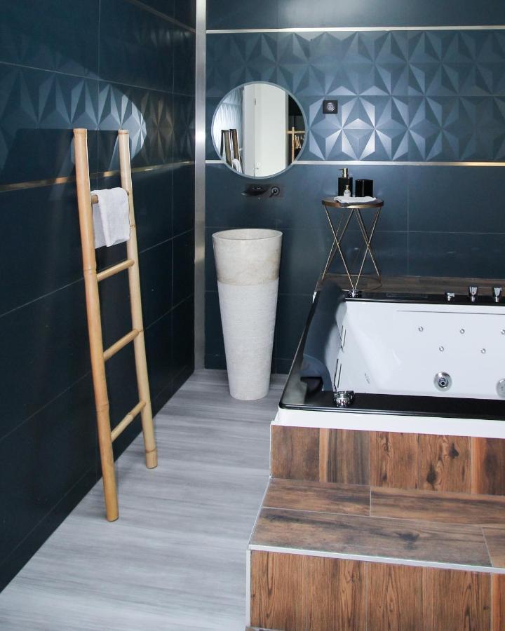 L'écrin champenois - Suite avec balnéo et sauna privés Châlons-en-Champagne Esterno foto